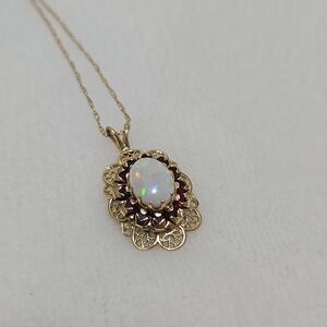 10k Yellow Gold Opal and Garnet Pendant Necklace